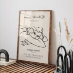 Minimalist Line Drawing Art Print - An Elegant Touch for Your Living Space